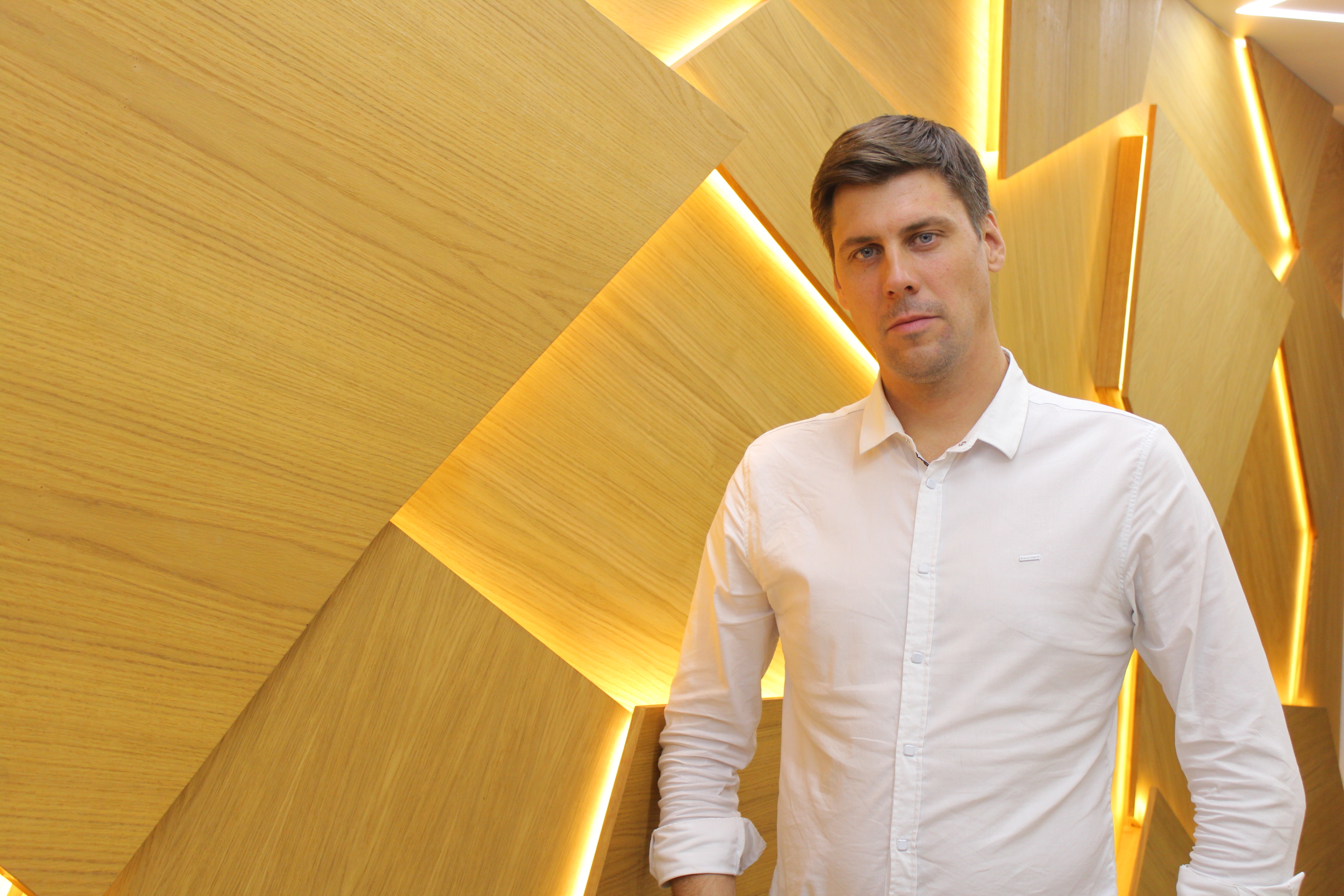 Руководитель мебельной мастерской - Захаров Мебель